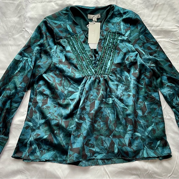H by Halston teal & black abstract pattern long sleeve blouse - Picture 3 of 16